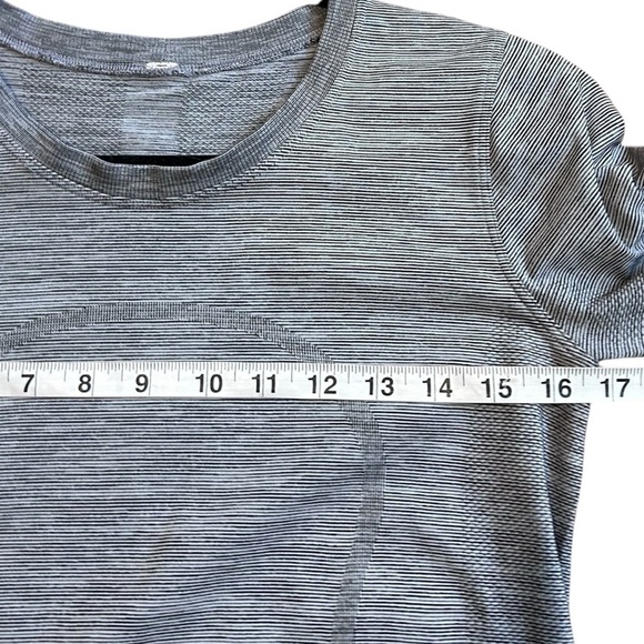 Lululemon Swiftly Tech Long-Sleeve Shirt 2.0 *Waist Length- Size 4 - Picture 8 of 9